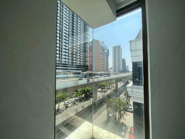 อาคารพาณิชย์ 7 ชั้น ใจกลางย่านธุรกิจ ใกล้ Iconsiam และ BTS กรุงธนบุรี เพียง 5 นาที