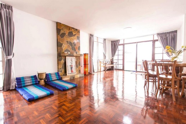 บ้านสวยให้เช่า เดือนละ 35,000 บาท ใจกลางช้างคลาน เมืองเชียงใหม่ 