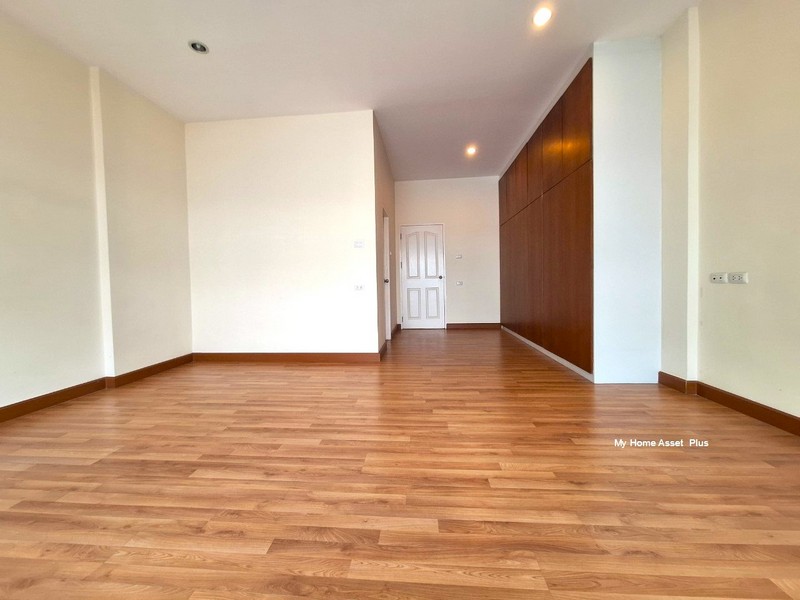 MH0010 ขายทาวน์โฮม 3 ชั้น ม.วิชั่น สมาร์ท ซิตี้ วงศ์สว่าง - ติวานนท์ ขนาด 25 ตรว 3 ห้องนอน 3 ห้องน้ำ