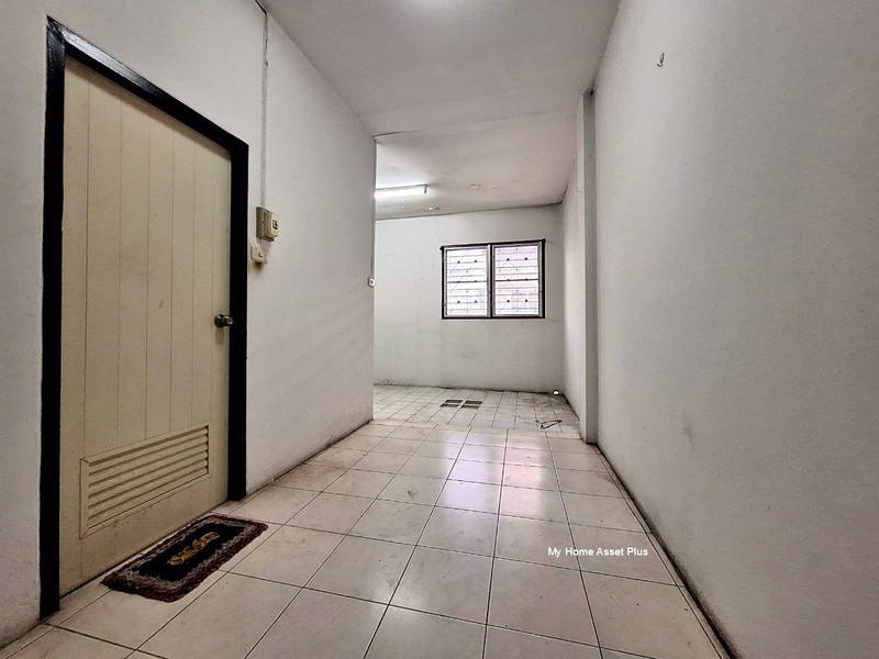 MH0009 ขายทาว์นเฮ้าส์ 3 ชั้น ซอยเรวดี 17 พิ้นที่ 18.3 ตรว 4นอน 2น้ำ ใกล้รถไฟฟ้า MRT สายสีม่วง