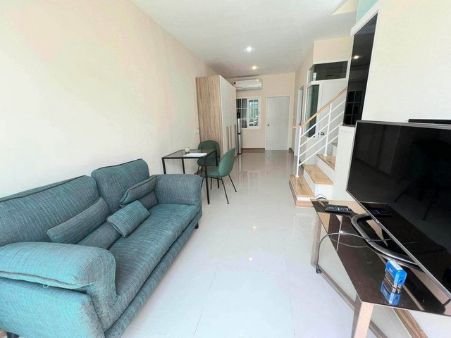 ขายทาวน์โฮม 2 ชั้นหลังมุม 3 ห้องนอน โครงการโกลเด้นทาวน์ 3 บางนา-สวนหลวง หน้าบ้านหันทิศเหนือ *** ขายพร้อมผู้เช่า 