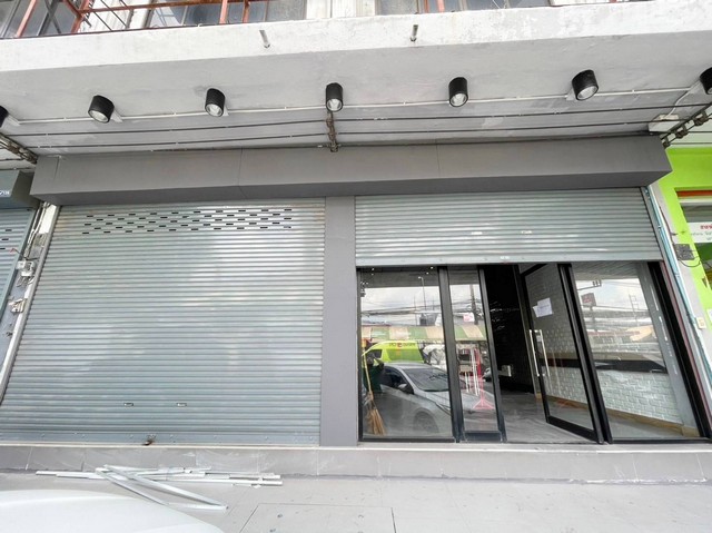 ให้เช่าอาคารพาณิชย์ 2 คูหา ติดถนนใหญ่พระราม2 ปากทางเข้าวัดพันท้ายนรสิงห์