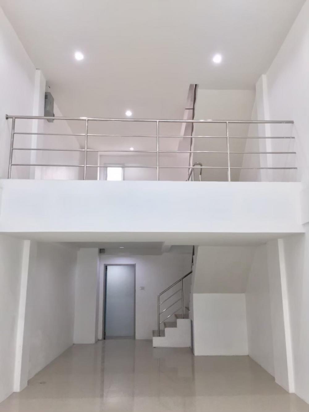 ให้เช่าอาคารพาณิชย์ 1 คูหา เนื้อที่ 16 ตารางวา  4 ห้องนอน 3 ห้องน้ำ ต สวนใหญ่  อ เมืองนนทบุรี จังหวัดนนทบุรี