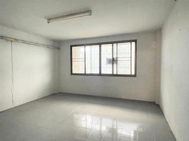 ขายอาคารพาณิชย์ อำเภอเมืองกระบี่ กระบี่ (PKK04-05871)