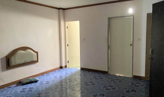 ขายอาคารพาณิชย์ อำเภอเมืองกระบี่ กระบี่ (PKK04-05796)