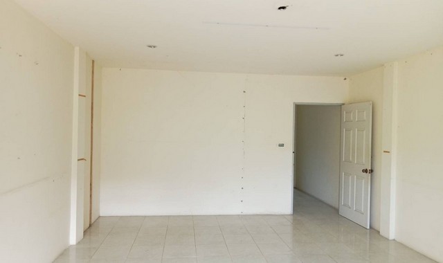 ขายอาคารพาณิชย์    อำเภอเมืองกระบี่ กระบี่ (PKK04-04440)