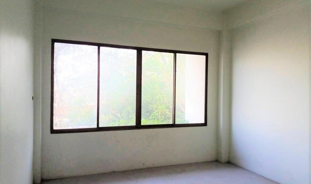 ขายอาคารพาณิชย์ใกล้ แม็คโคร สุราษฎร์ธานี อ.เมือง จ.สุราษฎร์ธานี PKK04-04739