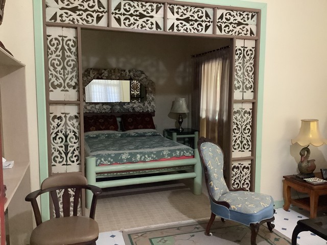 ขาบบ้านพร้อมกิจการไม้รูดรีสอร์ท จ.ตราด ที่่สวยติดทะเล วิวดี (private resort ) 2-3-53 ไร่ 