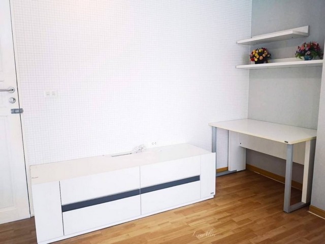 ขายคอนโด พร้อมผู้เช่าเดือนละ 8,000 บาท) คอนโดรัชดาซิตี้ 18(2) (Ratchada City-2 Condominium), 1 ห้องนอน 1 ห้องน้ำ, อาคารเพชร ชั้น 3,คอนโดน่าลงทุน ที่สวยบรรยากาศโครตดี 