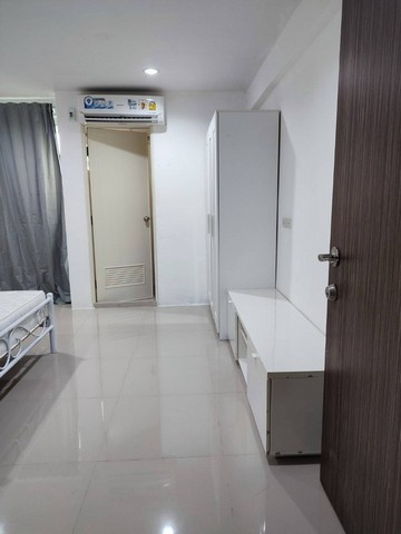 ขายคอนโดกรีนพ้อยท์ หนองจอก (Green Point Condo Nong Chok), ชั้น 2 (ห้องเป็นห้องหัวมุม และมี 2 ห้องติดกัน, รวม 42.11 ตร.ม.)คอนโดน่าลงทุน ที่สวยบรรยากาศโครตดี