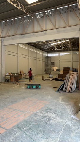 ขายที่ดินบางบัวทอง ที่ดินพร้อมสิ่งปลูกสร้าง 2 แปลงติดกัน ทั้งหมด 3 ไร่ (ทำเลทอง)!!! บ้านพร้อมโรงงานโครตสวยมองยังไงก็ไม่ควรพลาด เก็บกวาดจัดระเบียบทาสีใหม่