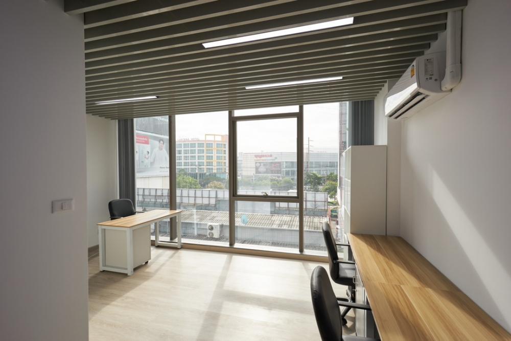 EPL-BR0034 ให้เช่าสำนักงานออฟฟิศ ถ. รัชดาภิเษก ใกล้สถานี  MRT สุทธิสาร พื้นที่ใช้สอย 1000 ตารางเมตร 