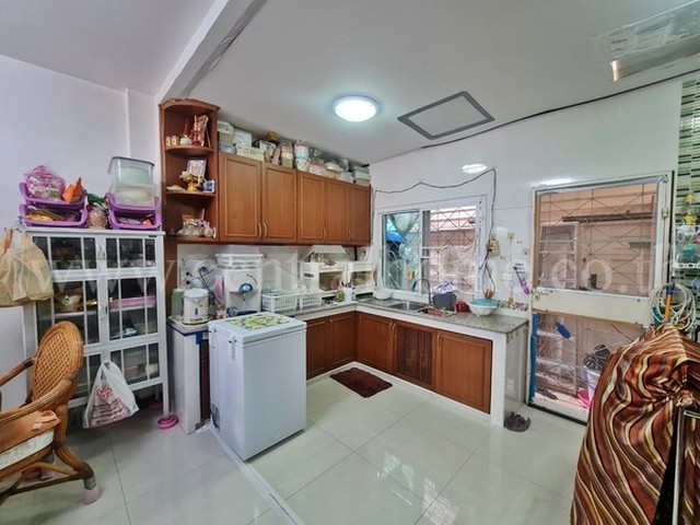 R1 ทาวน์โฮม The Time Pavilion Village กรุงเทพ-นนท์ 37 ใกล้ MRT สถานีวงศ์สว่าง
