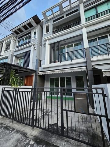 C4136 ให้เช่าทาวน์โฮม 3 ชั้น โครงการบ้านกลางเมือง ซอยรามคำแหง39 ใกล้ทาวน์อินทาวน์ ใกล้เลียบด่วน