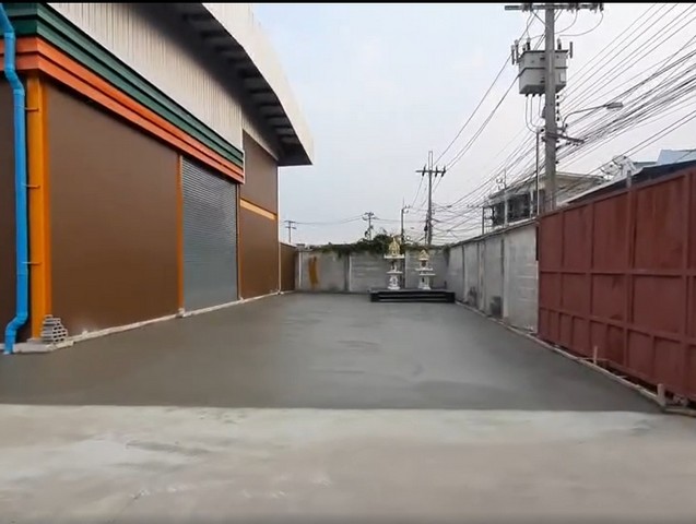 ให้เช่าโกดัง 900 ตารางเมตร บางกระดี่  พระราม 2 หลังคาสูงสุด 8.50 ม.รถใหญ่เข้า ออกสะดวก