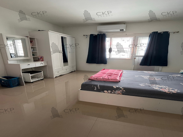 ขาย ทาวน์เฮ้าส์ Fuengfah Villa 17 Phase 1 (เฟื่องฟ้าวิลล่า 17 เฟส 1) 16 ตร.วา เหมาะทำการค้าและกิจการ ต.แพรกษาใหม่ อ.เมือง สมุทรปราการ