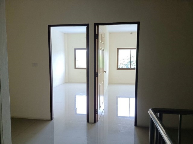 ขายอาคารพาณิชย์  2.5 ชั้น อ.เมืองกาญจนบุรี จ.กาญจนบุรี  PSC00585