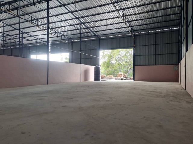 โกดังให้เช่า ถนนบางกรวย-กรุงนนท์ ตำบล มหาสวัสดิ์ อำเภอบางกรวย  นนทบุรี