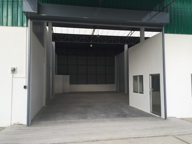 โกดังให้เช่าเส้นวงแหวนรอบ2 หมู่บ้าน ศรีบัวเงิน อ. เมือง จ. เชียงใหม่