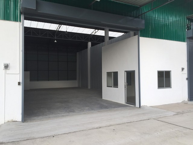 โกดังให้เช่าเส้นวงแหวนรอบ2 หมู่บ้าน ศรีบัวเงิน อ. เมือง จ. เชียงใหม่