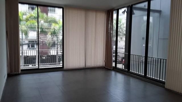  ให้เช่าโฮมออฟฟิศ ที่จอดรถส่วนตัว 5-7 คัน ย่าน ประดิษฐ์มนูธรรม รัชดา-พระราม9 ประชาอุทิศ เลียบด่วน ซอยสหการประมูล ใกล้Mrt ห้วยขวาง   