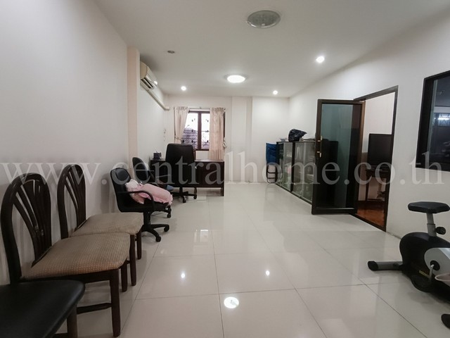 R2 บ้านเดี่ยว ชมฟ้า-วรางค์กูล คลอง2 ใกล้ ฟิวเจอร์พาร์ครังสิต