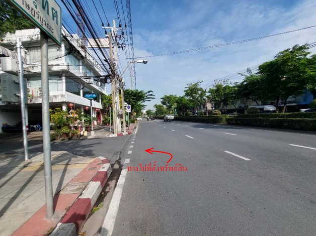 ให้เช่าอาคารพาณิชย์ 2 คูหา 4.5 ชั้น พื้นที่ใช้สอย 576 ตารางเมตร  ตีทะลุกัน ย่านพระราม 3 ยานนาวา