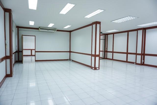  ขายคอนโด ซี สไตล์ รัชดาภิเษก 18 C Style Condominium Ratchada 18 ชั้น 8 28 ตรม. ใกล้สถานีรถไฟฟ้า MRT ห้วยขวาง และสุทธิสาร