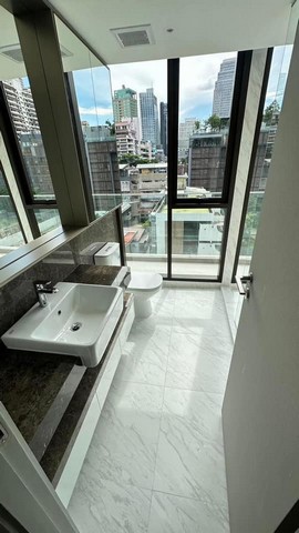 Fynn Asoke ให้เช่า 2 Bedrooms 2 Bathrooms with Bathtub 
