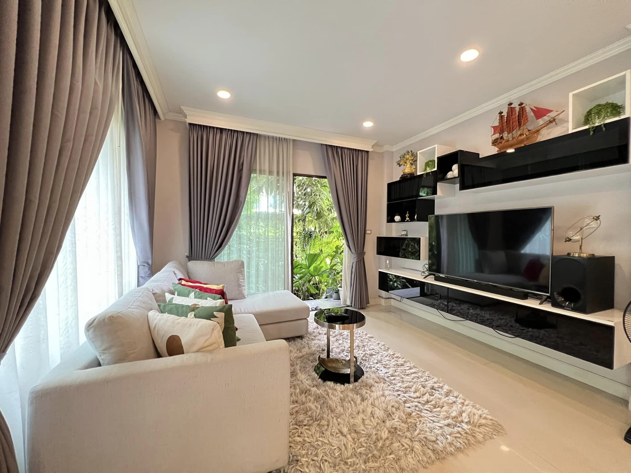 ให้เช่าบ้านเดี่ยวใกล้ทางด่วน รามอินทรา – อาจณรงค์ ด่านจตุโชติ บ้าน หรูย่านรามอินทรา The city Ramintra ใกล้ห้างแฟชั่นไอแลนด์