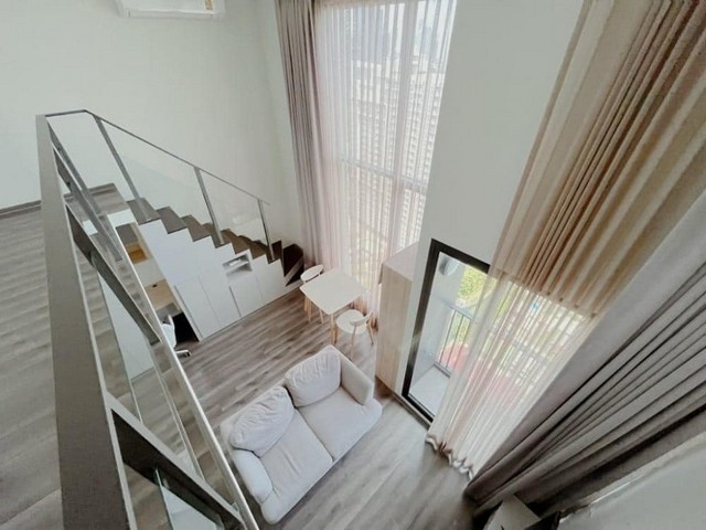 ให้เช่า ไนท์บริดจ์ สเปซ พระราม 9, Loft Room เพดานสูง แต่งเฟอร์ครบ