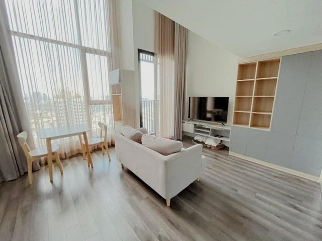 ให้เช่า ไนท์บริดจ์ สเปซ พระราม 9, Loft Room เพดานสูง แต่งเฟอร์ครบ