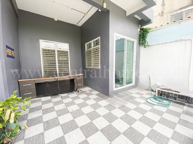 P1 ทาวน์เฮ้าส์ รามอินทรา 39 บางเขน หลังมุม ใกล้ BTS วัดพระศรีมหาธาตุ 