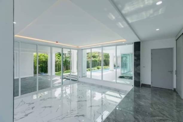 บ้านสร้างใหม่สุดหรู ราคาบ้านเปล่า 37.5 ล้าน 215 ตรว. สไตล์โมเดิร์นลักชัวรี่ หนองควาย หางดง เนื้อที่กว้างขวาง ฟังก์ชั่นเยอะ สะดวกสบายสุดๆ 