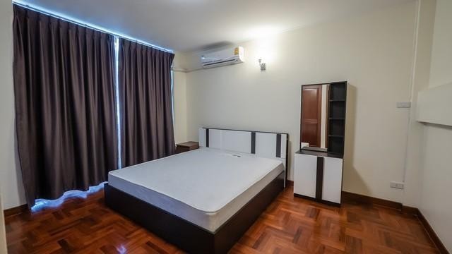 POR3555 ให้เช่าทาวน์โฮม เอกมัยวิลล่า Ekkamai Villas ใกล้ทองหล่อ BTS เอกมัย เอกมัยวิลล่า ระหว่างซอยเอกมัย 26 กับ 28 สุขุมวิท 63 