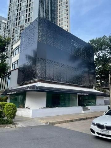 POR3552 ให้เช่า อาคารพาณิชย์ 3 ชั้นครึ่ง ติดถนนใหญ่ ซอยนราธิวาสราชนครินทร์15 ทำเลดี 