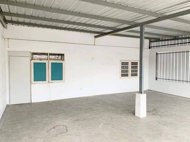 ให้เช่าอาคารพาณิชย์ 2 คูหา เช่าตึก2คูหา3ชั้นตีทะลุกัน ทำเลซอยเอกชัย81บางบอน 