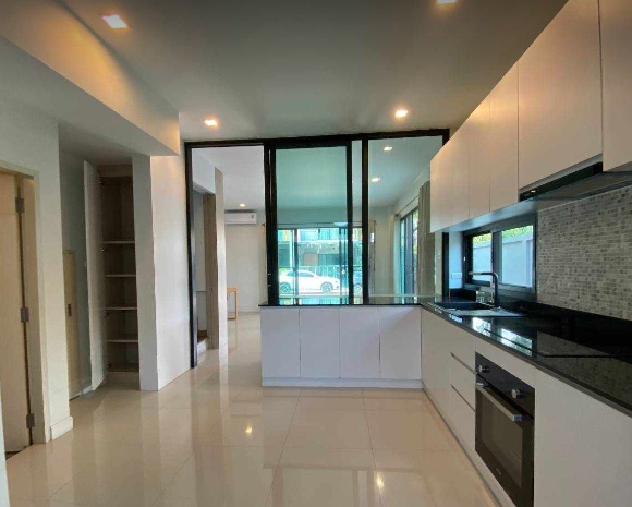 ขายทาวน์โฮม3 ชั้น อีโค สเปซ2 เกษตร-นวมินทร์ หลังมุม เนื้อที่ 35.3 ตร.ว.