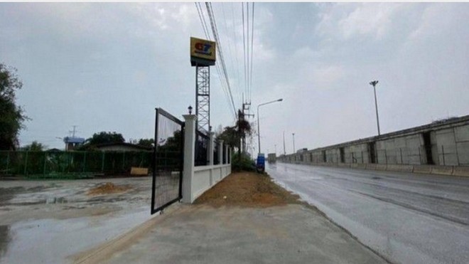 ให้เช่าโกดัง โรงงาน พื้นที่ 2,000 ตรม อ.ศรีราชา ถนนเลียบมอเตอร์เวย์ 7 ชลบุรี มีอาคารสำนักงาน2ชั้น 