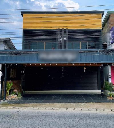 ตึกแถว อาคารพาณิชย์ 2 ชั้น 2 คูหา  ติดถนนเลียบแม่น้ำปิง ใกล้เทศบาล ต.ป่าแดด  อ.เมืองเชียงใหม่