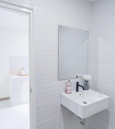 ทาวน์โฮม 2 ชั้น บ้านตกแต่งใหม่ทั้งหมด  ทำเลทองใกล้เซ็นทรัลเฟสติวัล