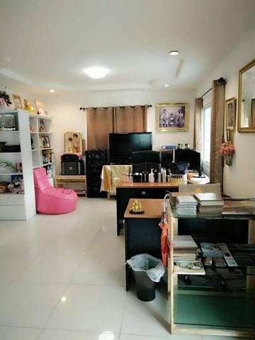ขายบ้านเดี่ยว 3 ชั้น ซอยลาดพร้าว 87 ใกล้รถไฟฟ้าสายสีเหลือง เดินทางสะดวก