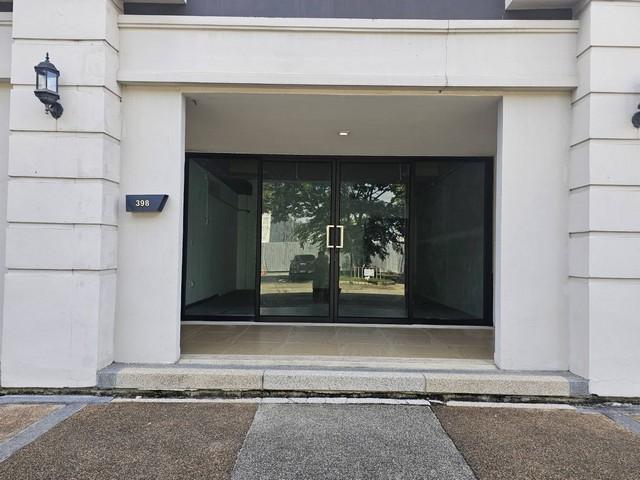 ให้เช่าพื้นที่ร้านค้า-สำนักงาน 57 ตรม. ชั้น 1 คำแหง 53 โครงการมาร์เช่รามคำแหง ใกล้ทาวน์อินทาวน์ เลียบด่วน มีที่จอดรถด้านหน้า