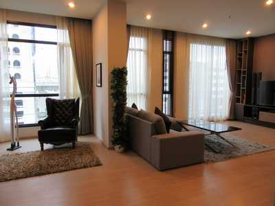 The Capital Ekamai-Thonglor ให้เช่า 4 beds, 200 sq.m. พร้อมลิฟต์ส่วนตัว ที่จอดรถส่วนตัว (4 คัน) 