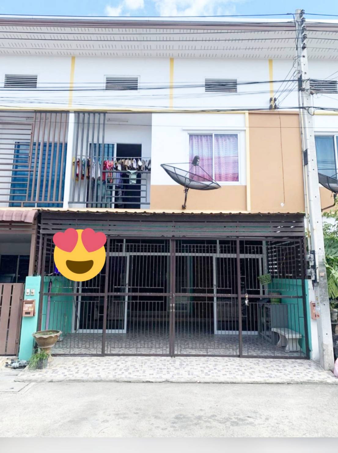 ทาวน์โฮม 2 ชั้น ต่อเติมครบ น่าอยู่ ทำเลโคตรดี 3 ห้องนอน 2 ห้องน้ำ