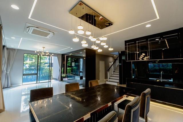 EPL-HS0976 ขายบ้านหรู 2 ชั้น  รามคำแหง 68 กรุงเทพกรีฑา โครงการเศรษฐสิริ กรุงเทพกรีฑา 2 พื้นที่ใช้สอย : 273 ตรม.ที่ดิน : 82.20 ตรว.4 ห้องนอน 
