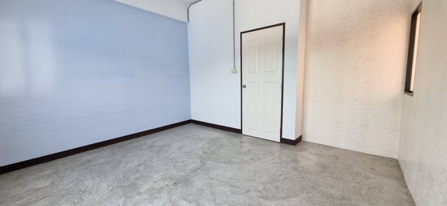 ขายอาคารพาณิชย์สุขสวัสดิ์ 44 พร้อมเข้าอยู่ เดิน 2 นาที ถึง ถนนสุขสวัสดิ์ และรถไฟฟ้าสายสีม่วง