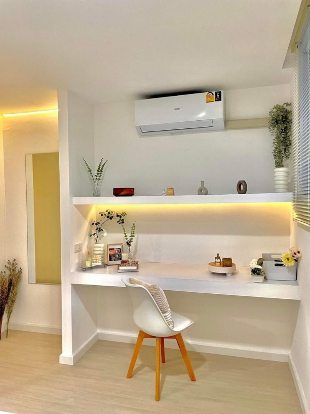ย่านทำเลทองเชียงใหม่ 1.75 ล้าน 38 ตรม. นครพิงค์ ซิตี้ วิว1 ห้องมุม วิวดอยสุเทพ ตกแต่งพร้อมอยู่ เฟอร์นิเจอร์ครบครัน