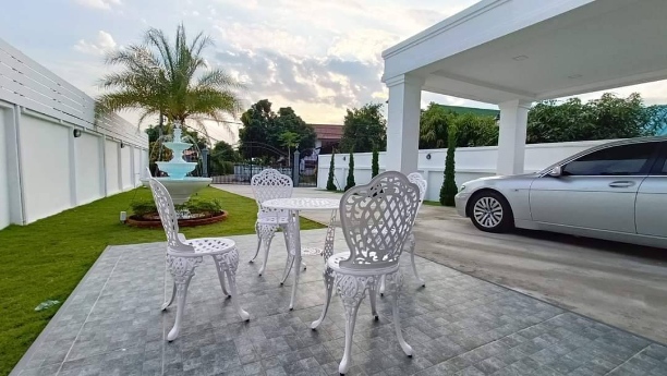 ขายบ้านหรู ราคาสุดคุ้ม 6.3 ล้าน 110 ตรว. 4 นอน 3 น้ำ โซนหางดง รีโนเวทใหม่ สไตล์คลาสสิค ขายพร้อมเฟอร์นิเจอร์ ห่างจากสนามบิน เพียง 15 นาที