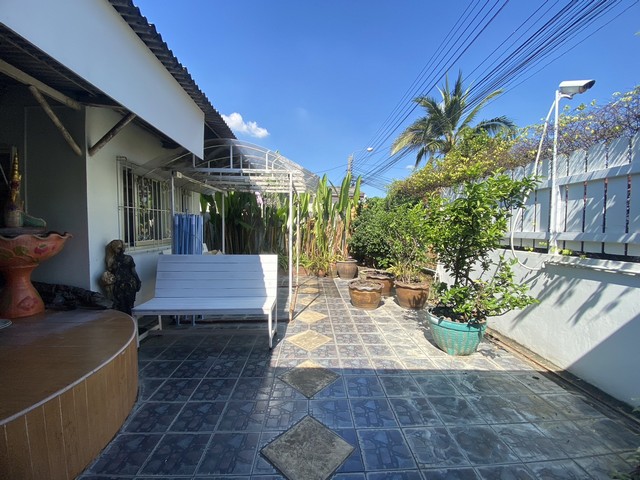 บ้านเดี่ยว ปั้นทอง2 รามอินทรา 40 แยก 8 แขวงอนุสาวรีย์ เขตบางเขน กรุงเทพฯ 10220